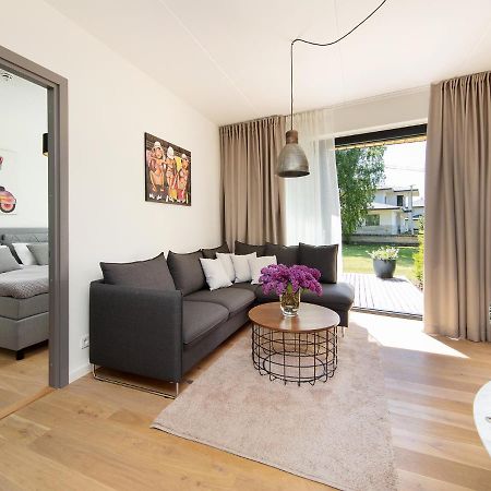 One Apartments بارنو المظهر الخارجي الصورة