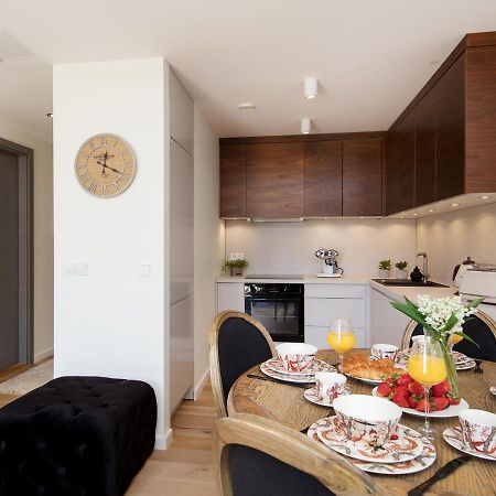 One Apartments بارنو المظهر الخارجي الصورة