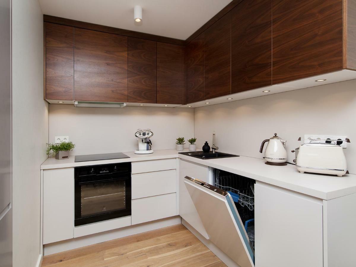 One Apartments بارنو المظهر الخارجي الصورة